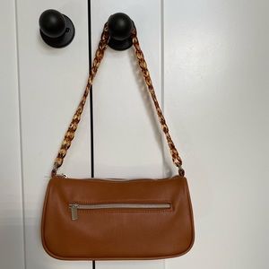 cute trendy baguette shoulder bag!